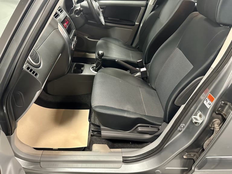 2006 Suzuki SX4 1.6 GLX 5dr HATCHBACK Petrol Manual