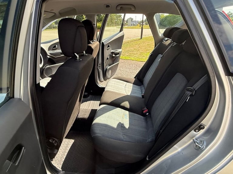 2012 Kia Ceed 1.6 CRDi 2 Sports Wagon 5dr Diesel Auto Euro 5 (113 bhp) Estate Diesel Automatic