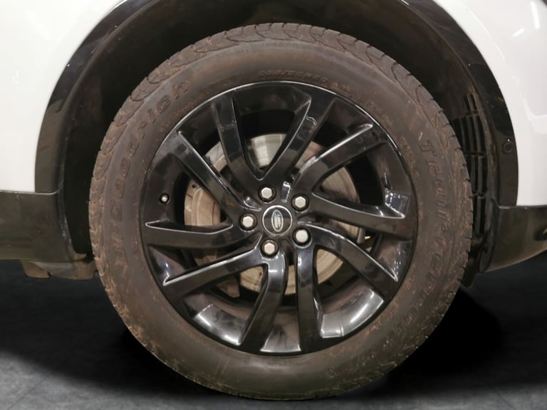 2019 Land Rover Discovery 3.0 SD V6 HSE SUV 5dr Diesel Auto 4WD Euro 6 (s/s) (306 ps) - AUTO PARK...