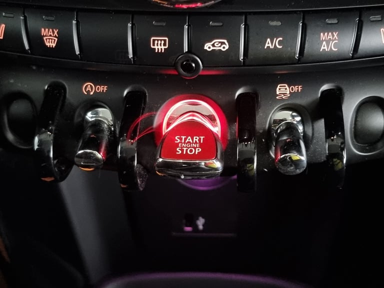 2021 MINI Hatch 1.5 Cooper Classic Hatchback 3dr Petrol Manual Euro 6 (s/s) (136 ps) - CARP Hatch...