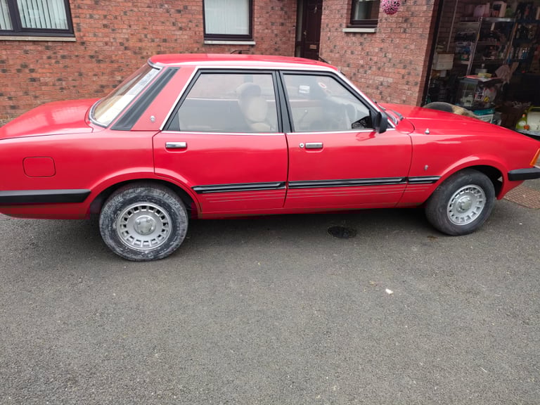 Ford, CORTINA GHIA AUTO, 1982, 1993 (cc)