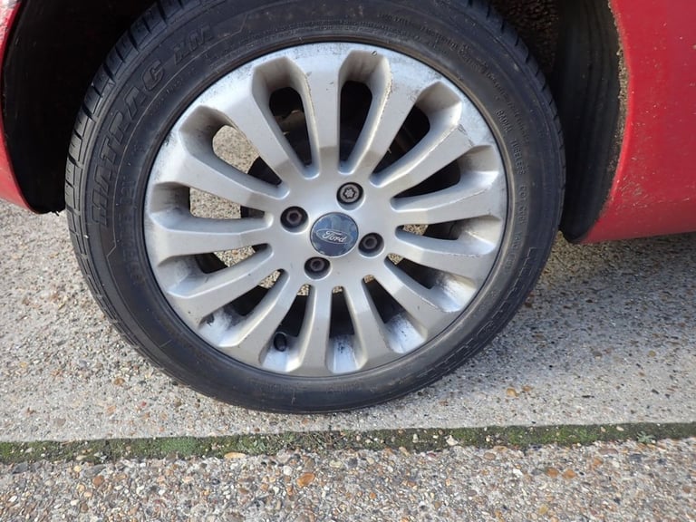 2013 63 FORD KA 1.2 ZETEC HATCHBACK 3DR PETROL MANUAL EURO 5 (S/S) (69 PS)