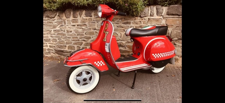 Vespa PX 150 2017scooter . Others in stock 