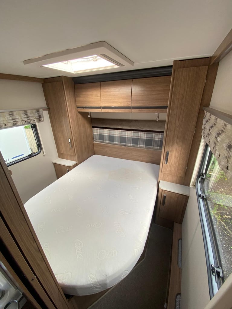 2017 Coachman VIP 545