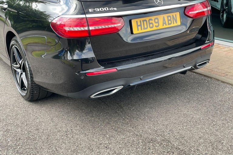  Mercedes-Benz E-Class 2.0 E300de 13.5kWh AMG Line (Premium Plus) Estate 5dr Diesel Plug-in Hybri...