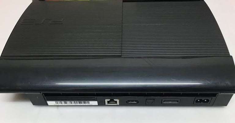 PS3 Super Slim Console Large 720 GB HDD