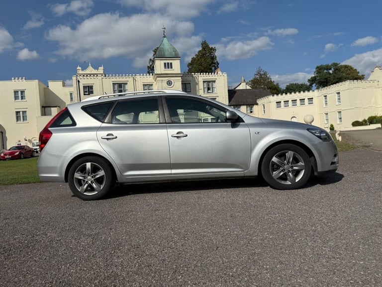 2012 Kia Ceed 1.6 CRDi 2 Sports Wagon 5dr Diesel Auto Euro 5 (113 bhp) Estate Diesel Automatic