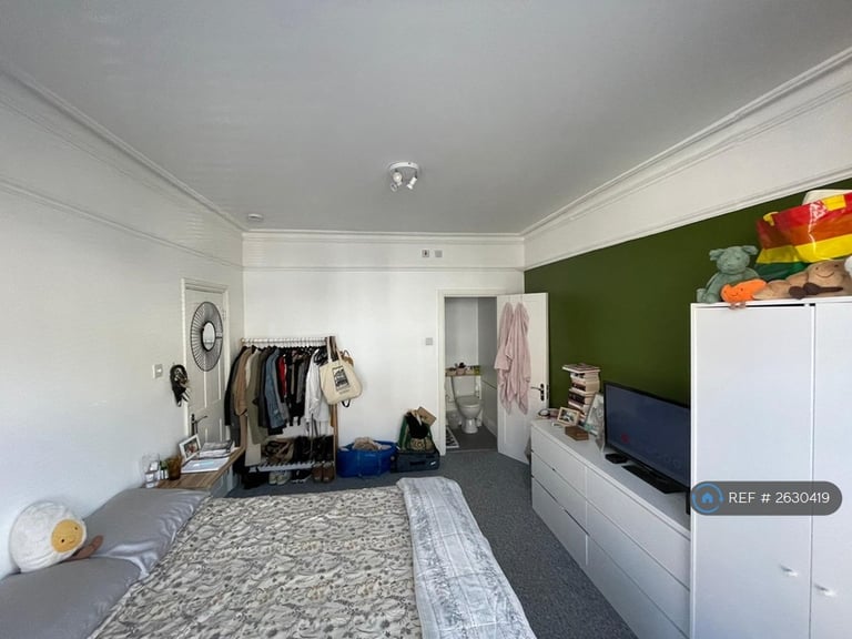 1 bedroom in Balmoral Road, Gillingham, ME7 (#2630419)