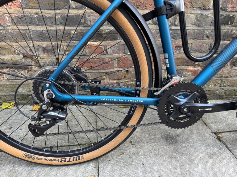 Raleigh Strava City Hybrid Bike - 50cm - Excellent Condition (Original Owner) 