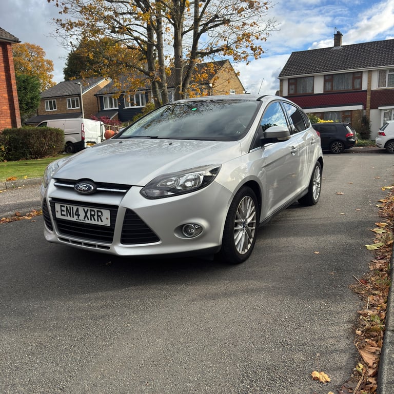 Ford, FOCUS, Hatchback, 2014, Manual, 998 (cc), 5 doors