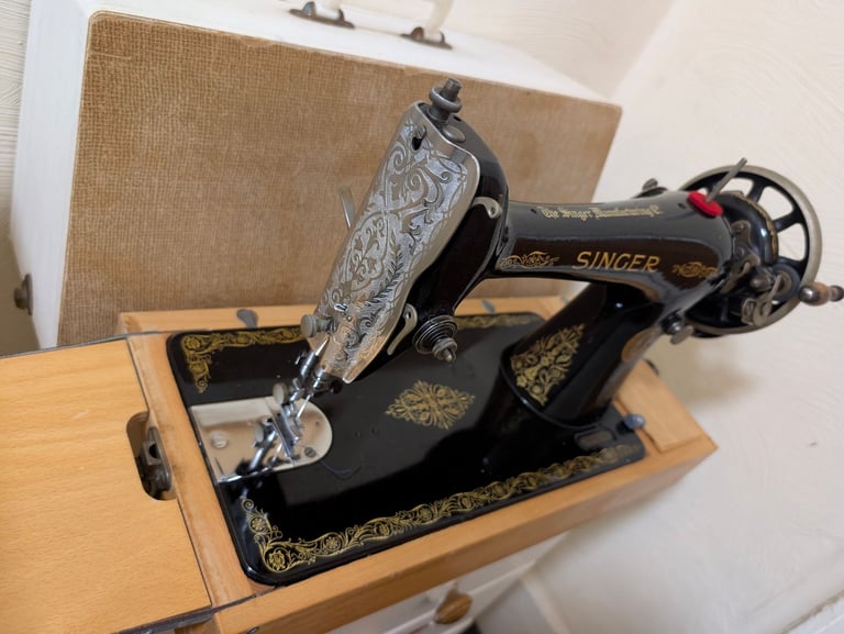 The old singer manufacturing vintage automatic sewing machine.