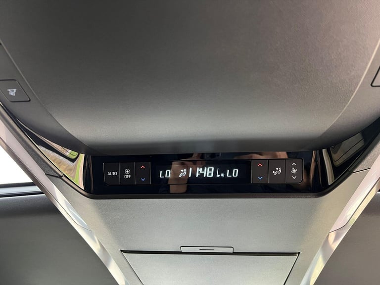  Toyota Alphard 2.5 HYBRID EXECUTIVE LOUNGE SUNROOF Petrol/Electric Hybrid Automatic