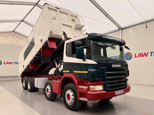 Scania P380 8x4 Rest Cab Bulk Tipper Manual
