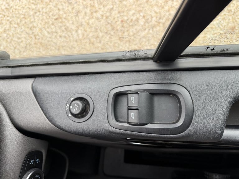 2022 Ford Transit Custom 2.0 EcoBlue 130ps Low Roof Limited Van PANEL VAN DIESEL Manual