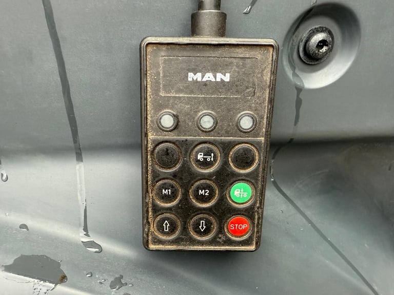 MAN TGX 26.440, CURTAIN SIDER