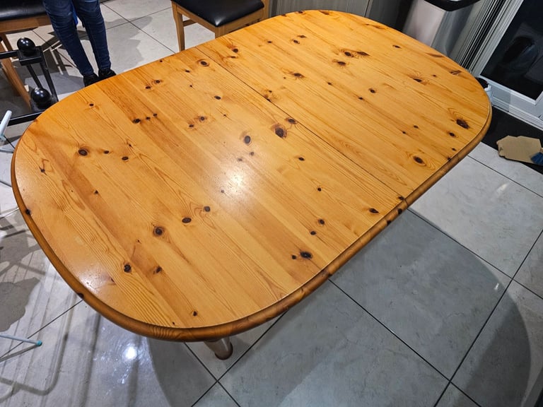 image for Extendable table 