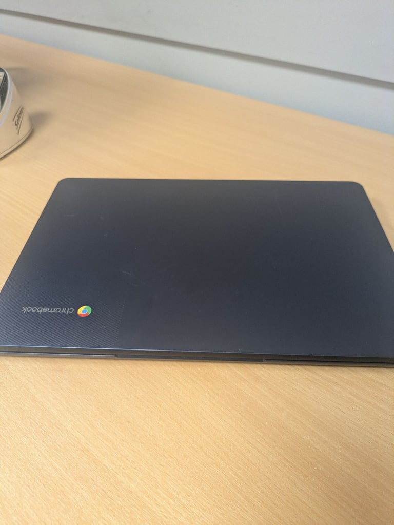 LENOVO IdeaPad Slim 3 14 Chromebook CAN DELIVER 