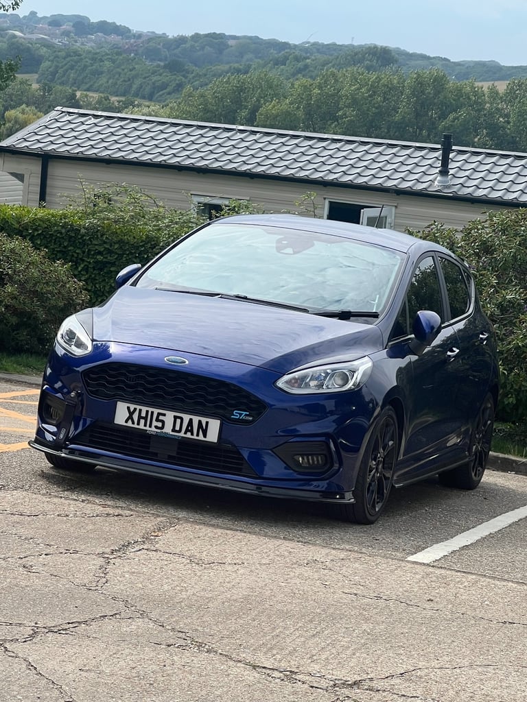 image for Ford fiesta 2018 one previous owner modified 