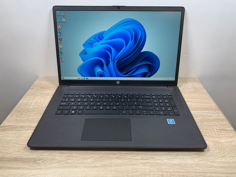 17” Big Screen HP UltraFast 16GB 256GB SSD Slimline Full HD Laptop, Win11, Ms office, LIKE NEW