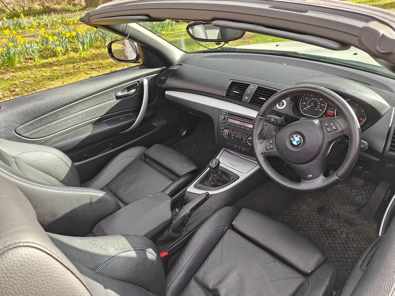 BMW, 1 SERIES, Convertible, 2012, Manual, 1995 (cc), 2 doors