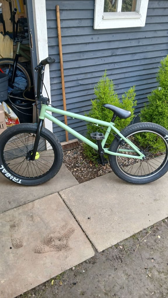Collective c1 bmx