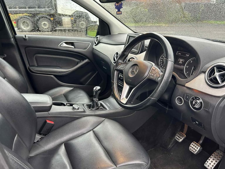 Mercedes-Benz, B CLASS, MPV, 2014, Manual, 1461 (cc), 5 doors