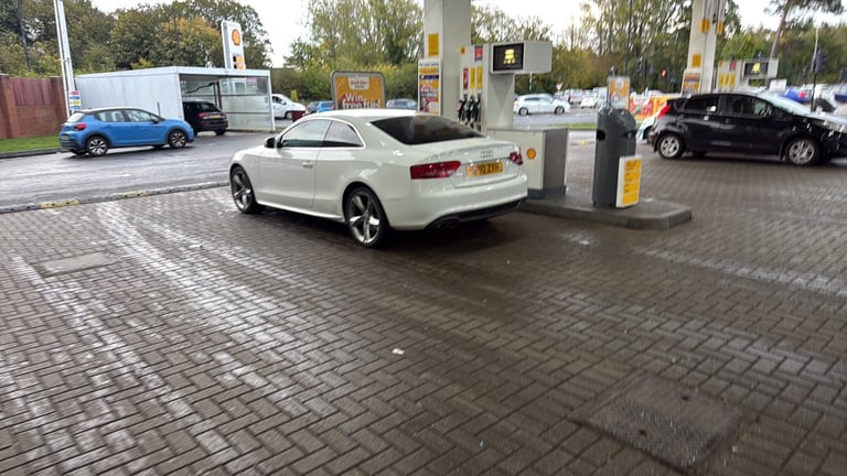 Audi, A5, Coupe, 2010, Manual, 1968 (cc), 2 doors