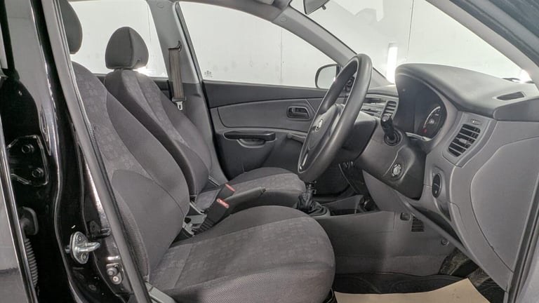 2010 Kia Rio 1.4 1 5dr HATCHBACK Petrol Manual
