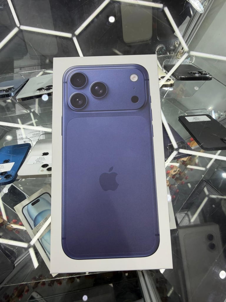iPhone 17 Pro Max 256GB Unlocked with Warranty