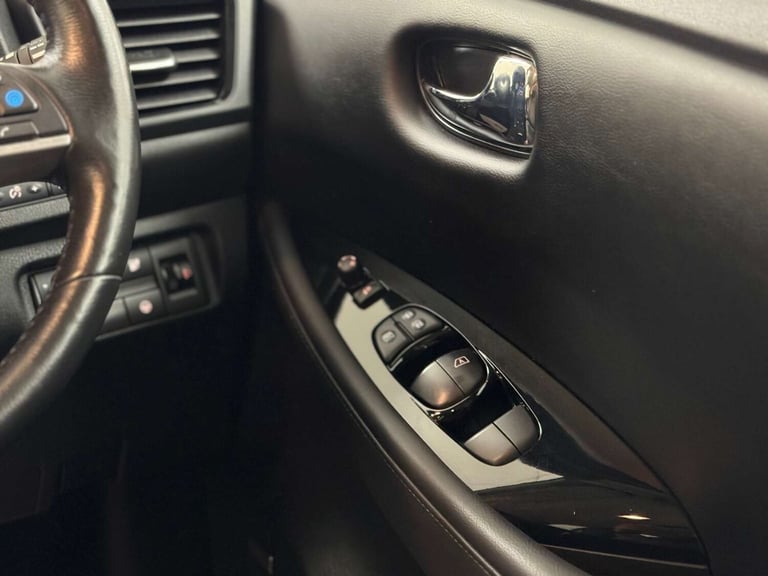 2020 Nissan Leaf 110kW Tekna 40kWh 5dr Auto HATCHBACK ELECTRIC Automatic