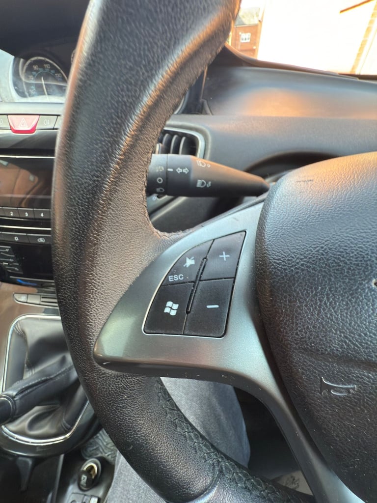 2012 Chrysler Ypsilon 1.3 M-Jet Limited 5dr HATCHBACK Diesel Manual
