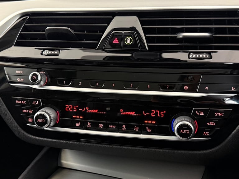 2020 BMW 5 Series 520d SE 4dr Auto SALOON DIESEL Automatic