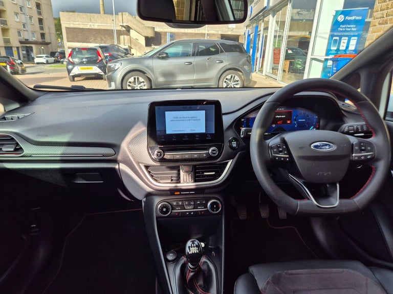  Ford Fiesta Fiesta ST-Line Vignale 5 door 1.0L EcoBoost 100PS FWD 6-Speed Manual Petrol Manual