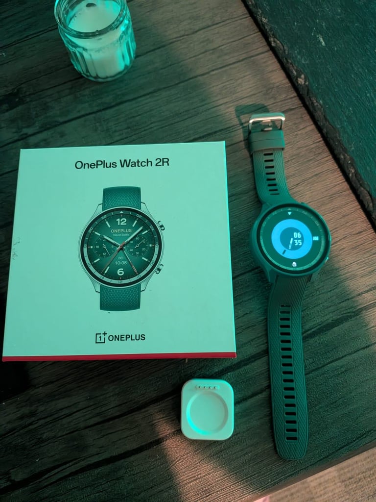 image for Oneplus 2R smartwatch. 