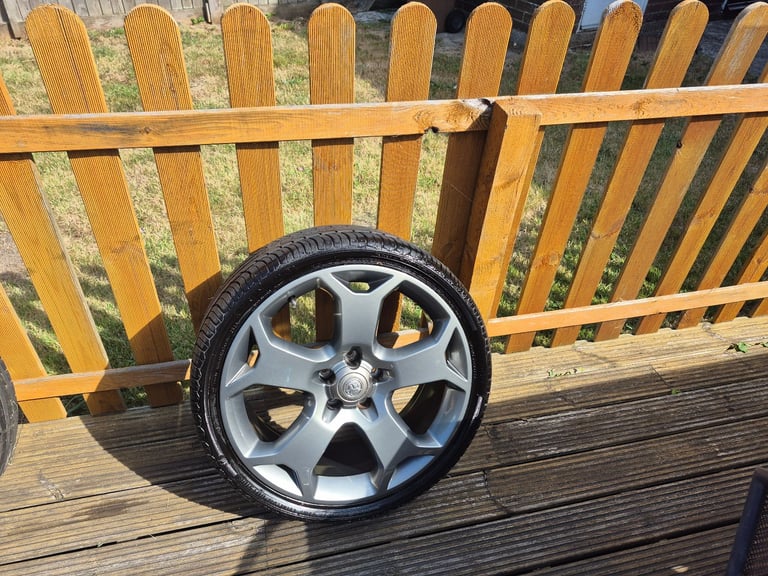 image for Vauxhall VXR Snowflake Alloy Wheels And Tyres 