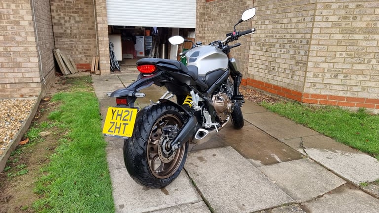 Honda CB650R, Silver, 2021, 650cc, A2 Restricted, Low mileage, fresh MOT and service