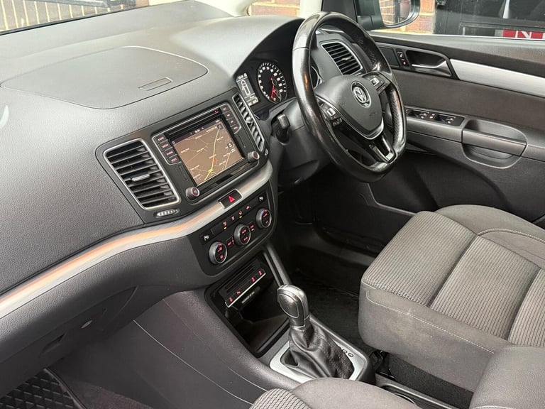 2018 Volkswagen Sharan 2.0 TDI SE Nav DSG Euro 6 (s/s) 5dr MPV Diesel Automatic