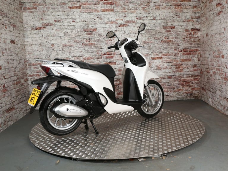 HONDA SH MODE 125 - 2023 Petrol Automatic in White