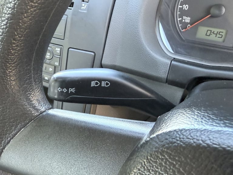 2003 Volkswagen Polo 1.2 S Hatchback 5dr Petrol Manual (144 g/km, 55 bhp) Hatchback Petrol Manual