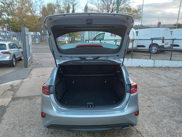 2023 Kia Ceed 1.5T Gdi Isg 2 5Dr Hatchback Petrol Manual