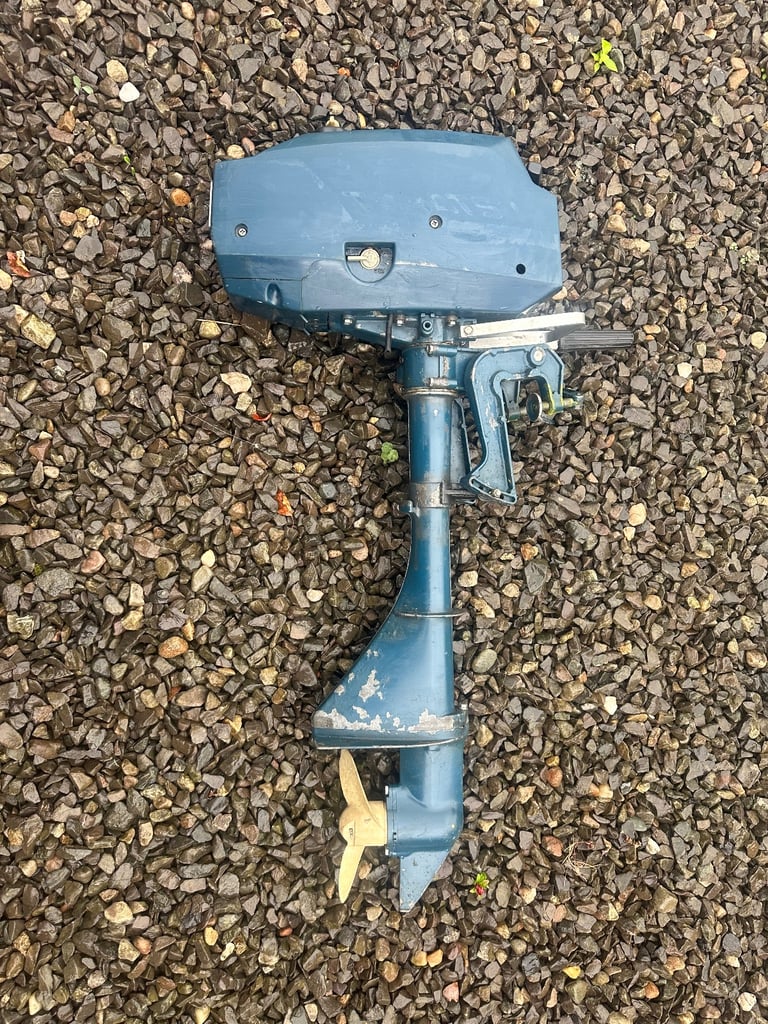 Tohatsu 2.5hp Outboard Motor 2 Stroke Short Shaft Inflatable Fishing Boat Engine. 