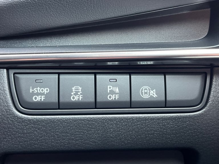  Mazda 3 2.5 E Skyactiv G Mhev Exclusive Line Hatchback 5dr Petrol Manual Euro