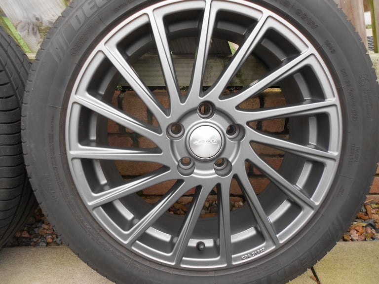 NISSAN 18" ALLOYS