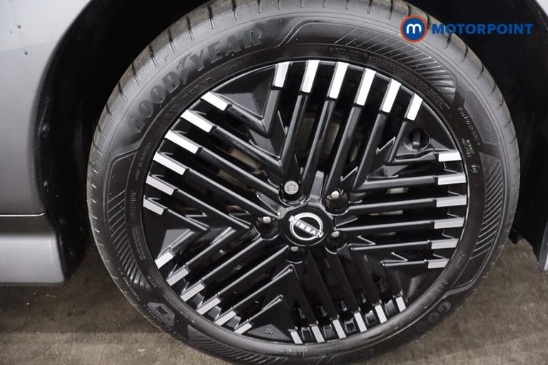 2022 Nissan Leaf 110kW N-Connecta 39kWh 5dr Auto Hatchback Electric Automatic