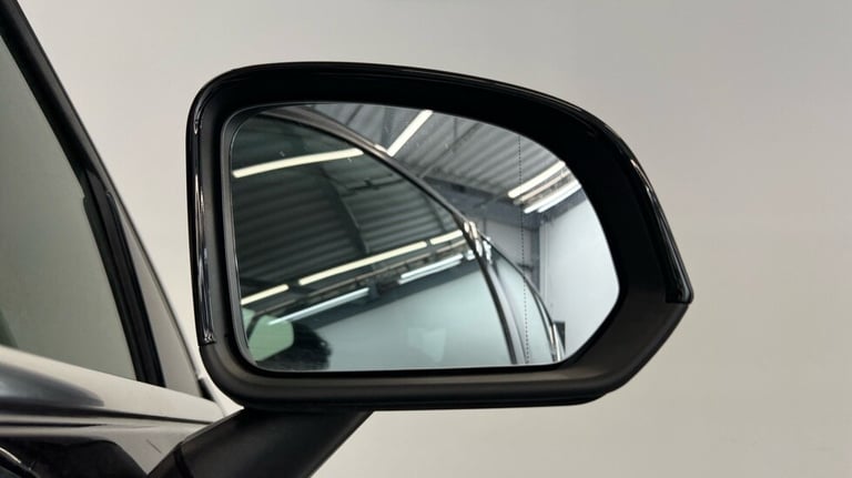 2021 Volvo XC40 Inscription, B4 mild hybrid (Rear Camera,  Black Leather Interior) Estate Petrol ...