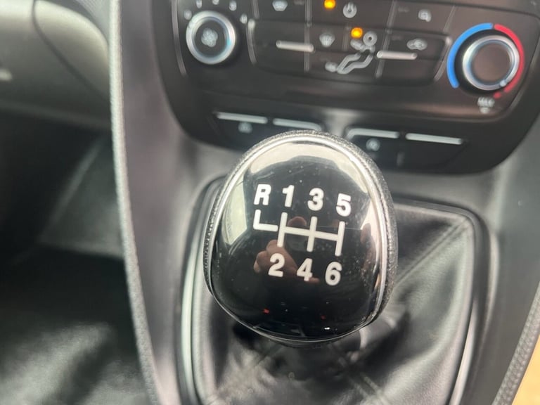 2020 70 FORD TRANSIT CONNECT 1.5 230 ECOBLUE TREND CREW VAN DOUBLE CAB 6DR DIESE