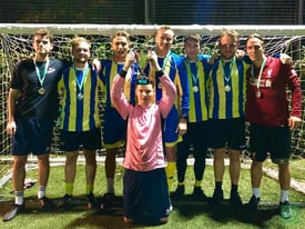 ⚽💪Play football in East London Hackney 5 a side league competitive teams and players needed