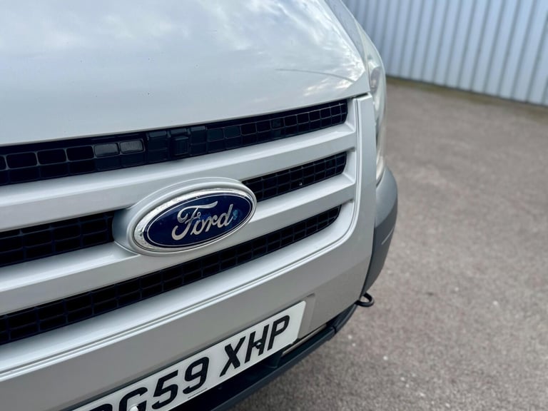 2010 Ford Transit 2.4 TDCi 430 Trend RWD L4 H2 4dr NA Diesel Manual