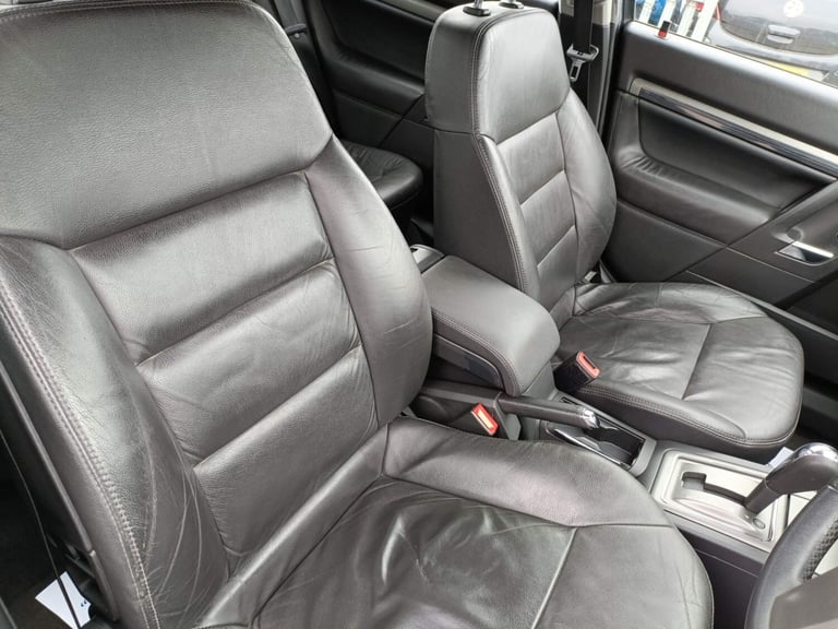 2007 Vauxhall Vectra 2.2i 16v Elite 5dr HATCHBACK Petrol Automatic