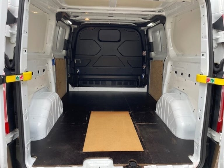 2018 Ford Transit Custom 2.0 TDCi 105ps Low Roof Van PANEL VAN DIESEL Manual